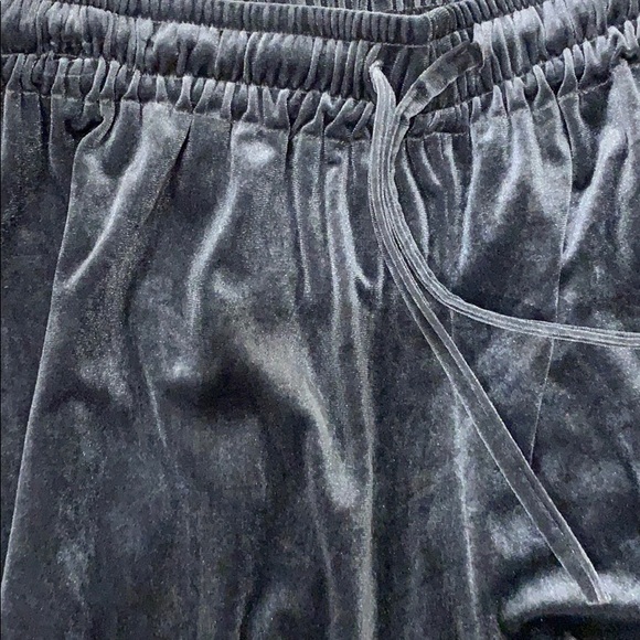 Velvet flowy pants - Picture 2 of 3